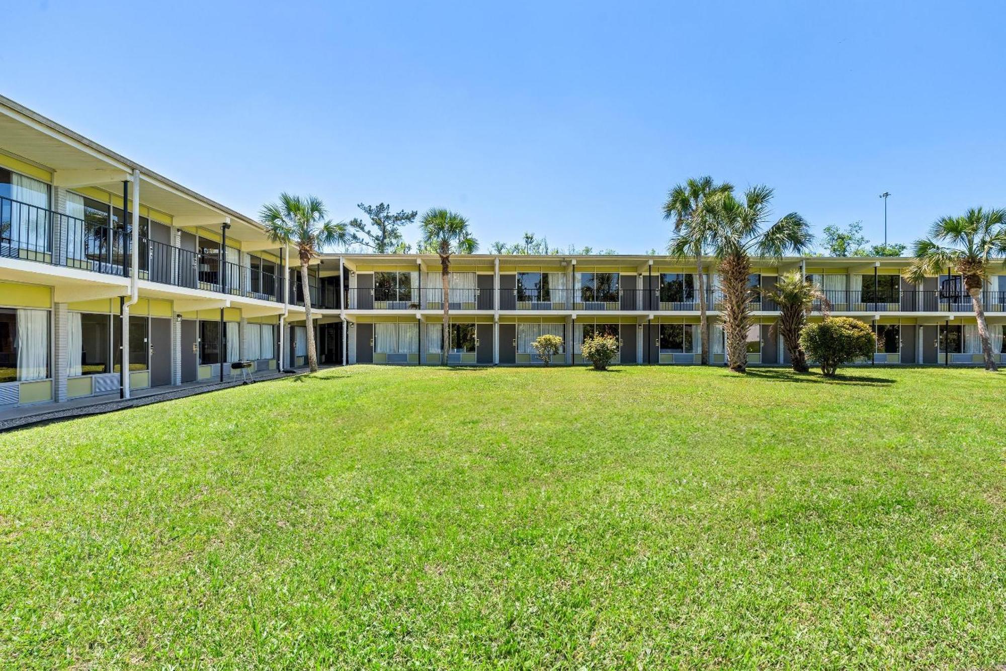 Econo Lodge Jennings Buitenkant foto