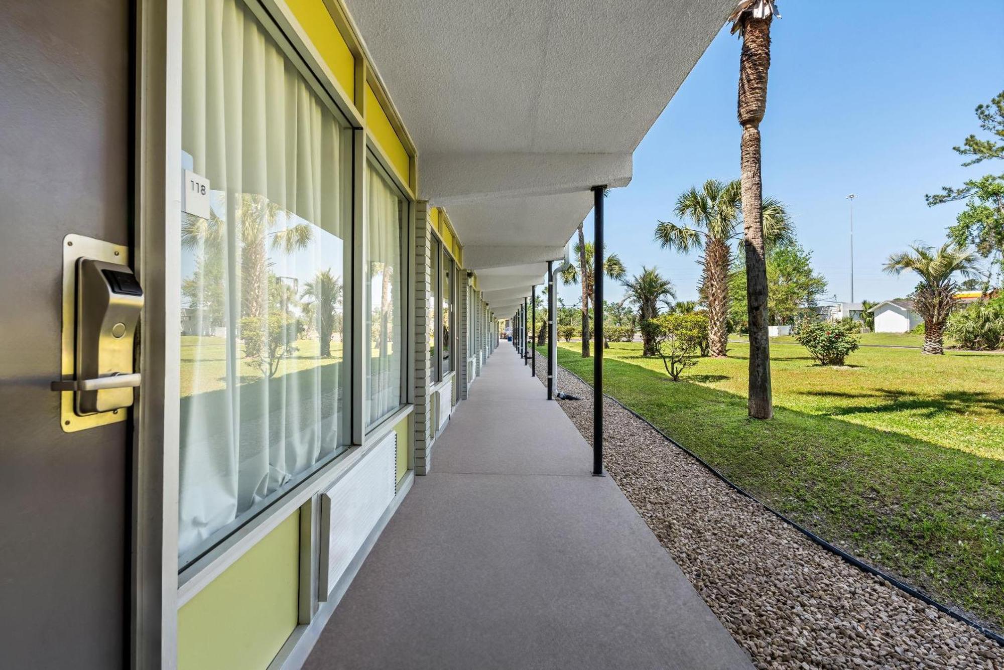 Econo Lodge Jennings Buitenkant foto