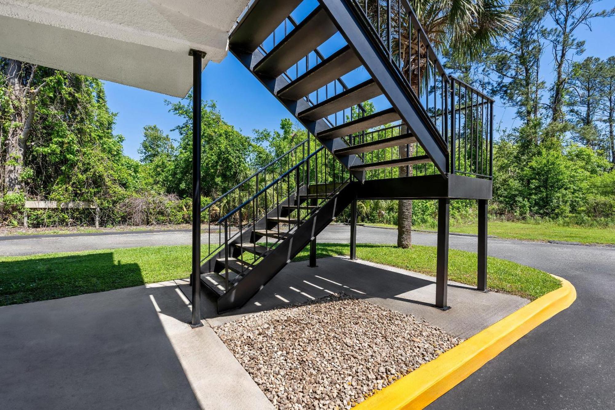 Econo Lodge Jennings Buitenkant foto